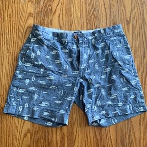 J.Crew blue and white fish shorts, Mens size 32w